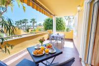 Apartamento Girasol en Dénia con gran terraza y piscina by Family Homes - B&B Denia