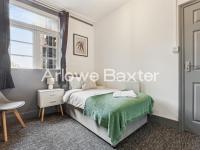 Single Room with Shared Bathroom