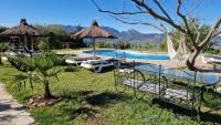 Hacienda el Mirador - Charming casa with lake and mountain view - Bed and Breakfast El Gastor