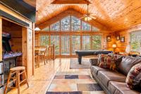 Timberline - Game Loft - Theater - BBQ - Views - Family Friendly - B&B Pigeon Forge
