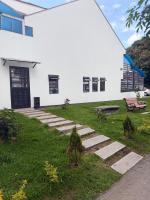 Apartamento moderno a 15 min del aeropuerto dorado Bogota - Ferienwohnung Bogotá