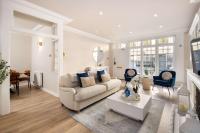 10 Mins Walk to Harrods Belgravia Mews House - B&B London