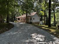 The Fox Den, A Rustic Log Cabin near GSMNP & NNF - Chambres d'hôtes Franklin