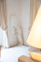 Trevi LINDA Apartment- Your Italian Holidays - Bed and Breakfast Rome