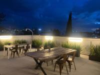 D202 Downtown apartment, one bedroom, AC, WiFi 7 - B&B Querétaro City