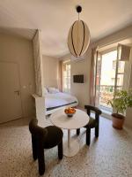 Studio centre-ville - les grands buffets - B&B Narbona