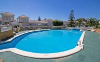 Al Andalus frente a la piscina - Playa Cargador ALBERT VILLAS - Chambres d'hôtes Alcocéber