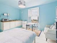 Pendune - Sea View Apartment | Easy walk to Town & Beaches - B&B Falmouth