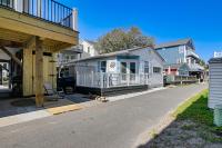 Golf Cart + Beach Access! Ocean Lakes Retreat - Bed and Breakfast Myrtle Beach
