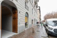 GuestHost - Cozy Balcony Apartment Porta Romana - Chambres d'hôtes Milan