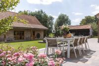 Casiola - Authentic Serene Vacation Hideaway with Pond - B&B Harelbeke