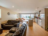 2 Bed in Fareham oc-93638 - B&B Wickham