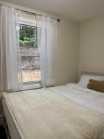 Charming Rustic Stone Cottage - B&B Middletown