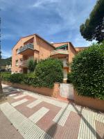Apartamento céntrico con amplia terraza en L'Estartit - Parking incluido - Chambres d’hôtes l'Estartit
