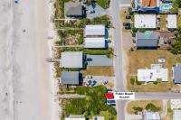 The Hideaway D- Beach - Dog Friendly - Playground - Bikes - Fenced in Yard - Bed and Breakfast Surf City