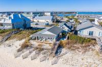 The Turtle's Nest- Oceanfront Cottage - Hot Tub - Dog Friendly - B&B Surf City