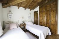 Casas Rurales La Torre Andrín - B&B Andrín