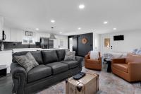 Lounges at Lynchburg - B&B Lynchburg