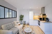 Le Chézy Dinan - Spacieux & Calme - Terrasse - Bed and Breakfast Rennes