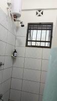 Buxton apartment Hot-shower,Netflix, WiFii,Near Town - Chambres d'hôtes Mombasa