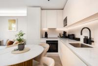 5 Mins Walk to Selfridges, Mayfair Retreat - B&B London