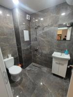 210th Residence One Bedroom Apartment - B&B Sofia