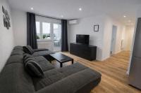 Modern Bungalow Kastel - Bed and Breakfast Wiesbaden