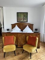 Künstlerzimmer im Kulturhaus Häselburg - B&B Gera