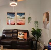 Cozy Retreat Home Hot Tub, Game Room, & Fire Pit ! - Ferienwohnung Wilmington