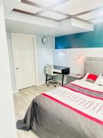 Modern Private Suite with 100 inch TV Quiet Oshawa - B&B Oshawa