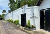 Fabulous Modern 3 br. Villa in Seminyak Large Pool - B&B Seminyak