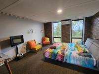 Studio mit Kingsize-Bett