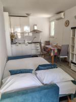 Guest House Oscar near the Sea and river - B&B Mokošica