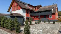 Heimbi-Home No 1 I 4-6 Personen I Familienfreundlich I Nähe EuropaPark I Parkplatz I E Ladestation - Chambres d'hôtes Schwanau