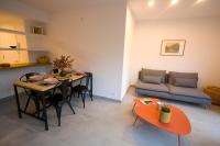 Céntrico y moderno apartamento con aparcamiento - Bed and Breakfast Cadaqués