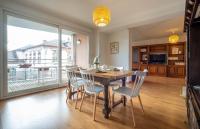 Grand 70m2 - Gare à pied - Fibre - Parking - Ferienwohnung Dole