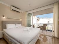 Cozy two-storey house with terrace in Nerja - B&B Nerja
