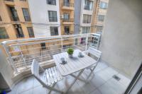 Bright & Large 2bedrooms in Sliema center MPOR1-1 - B&B Sliema
