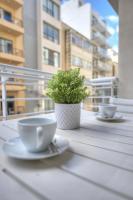 Bright & Large 2bedrooms in Sliema center MPOR1-1 - B&B Sliema