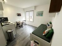 Studio équipé pour 2 personnes port olonna - Bed and Breakfast Les Sables-d'Olonne