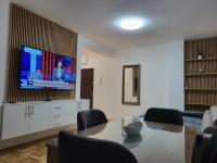 Apartment Dora Deluxe - Bed and Breakfast Banja Luka