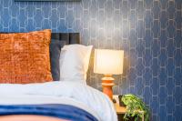 #125 Cozy Retreat house -Near Leicester Cathedral- Sleeps 8 - Perfect for contractors and Families - B&B Leicester