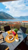Zaliv na dlanu - Bed and Breakfast Kotor