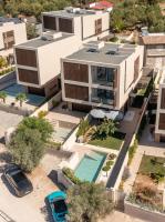 SithoniaRS Luxury Three Floor Villa N2 with Private Pool & Garden - B&B Níkiti