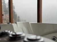 King Room with Mountain View