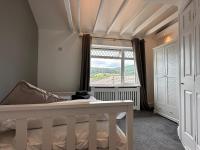 3 bed house in Risca - B&B Risca