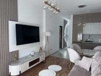 Golden Lux Apartment - Ferienwohnung Kragujevac