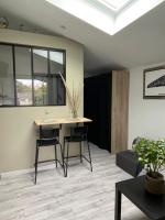 Studio climatisé et tout équipé - B&B Saint-Didier
