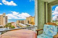 Amazing Ocean & River Views - 2BR Condo - Chambres d'hôtes Daytona Beach