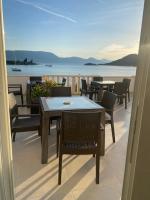Appartamento con 1 Camera da Letto, Vista Mare e Terrazza